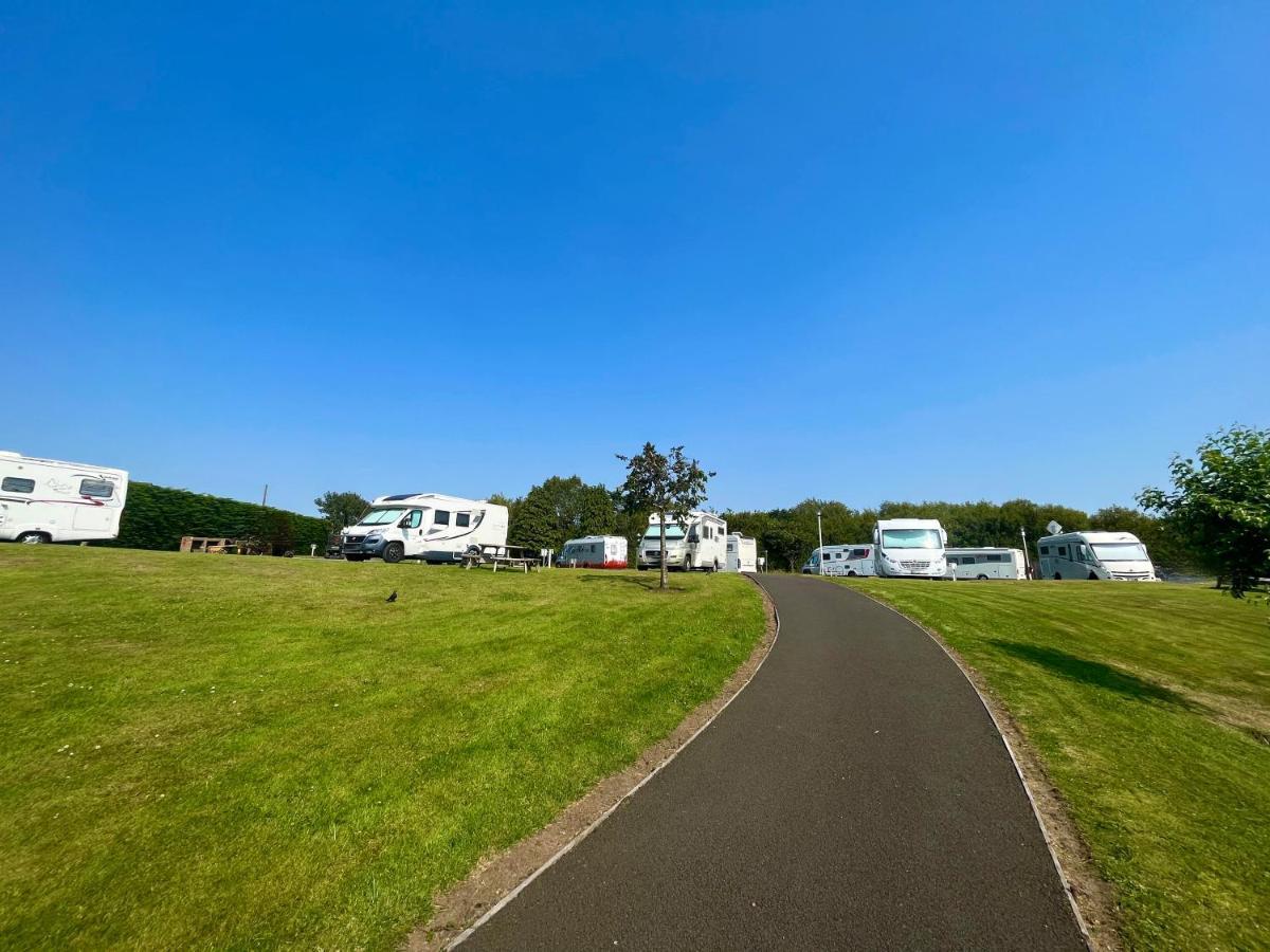 3 Bedroom Self-Catering Holiday Home Stepps ภายนอก รูปภาพ